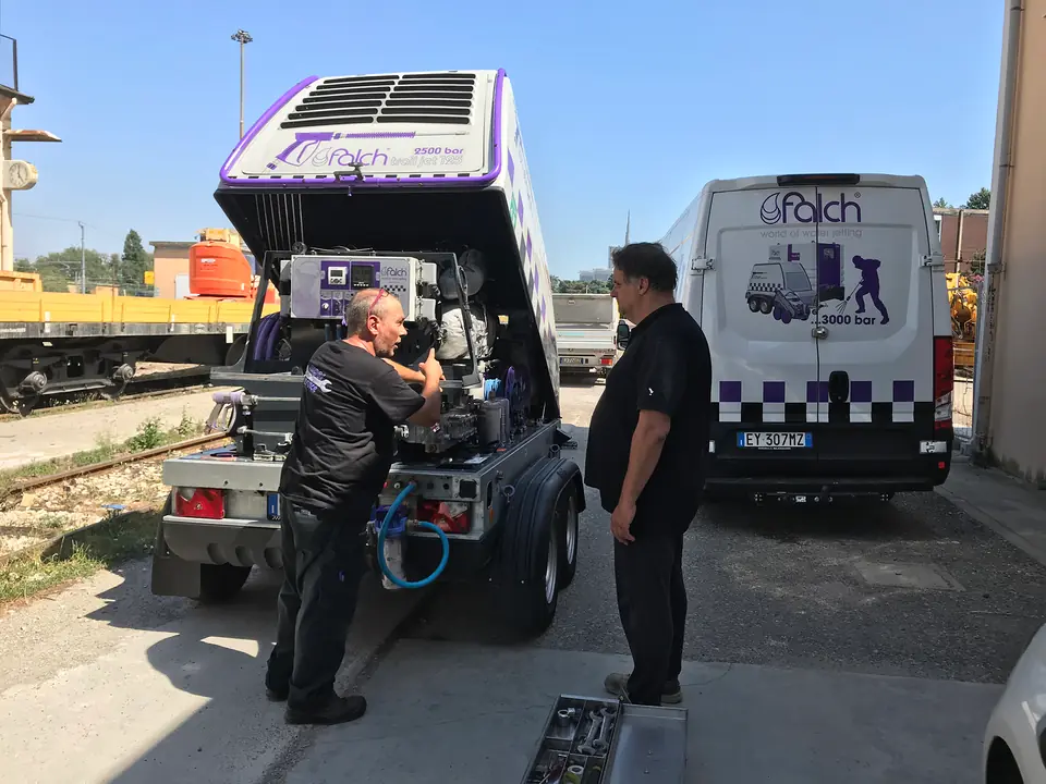 Servis FALCH mašine na terenu